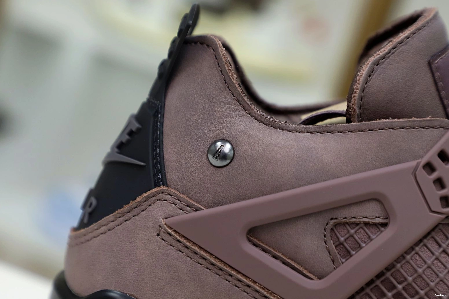 4 JORDAN AIR AM 0805